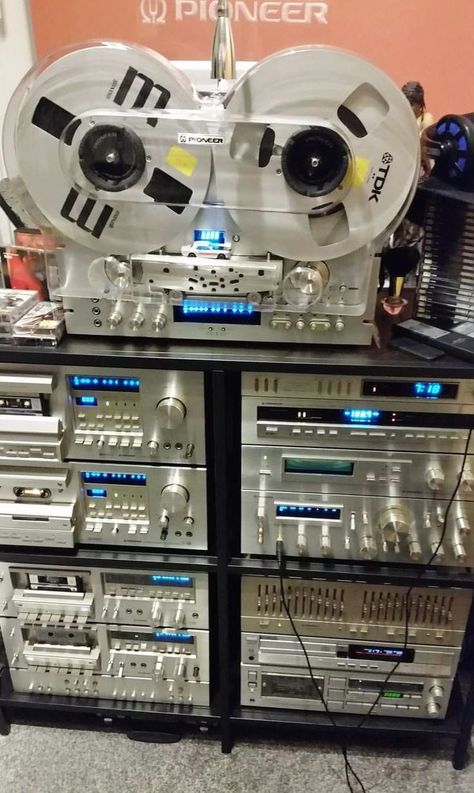 Pioneer Audio, Hifi Turntable, Cassette Tape Recorder, Pro Audio Speakers, Vinyl Room, Audiophile Speakers, Wall Of Sound, Audio Tape, Vintage Television