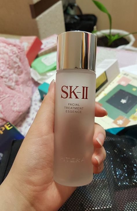 Sk Ii Skincare, Makeup Kawaii, Best Romantic Song Lyrics, Sk Ii, Best Friends Aesthetic, Friends Aesthetic, Crazy Makeup, English Phrases, Beauty Room