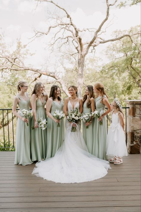 Green bridesmaid dresses, bridesmaid dress ideas Green And Pink Bridesmaid Dresses, Bridesmaid Dress Ideas, Bridgerton Wedding, Gold Bridesmaid Dresses, Pink Bridesmaid Dresses, Green Bridesmaid, Green Bridesmaid Dresses, Wedding Decor Elegant, Dresses Bridesmaid