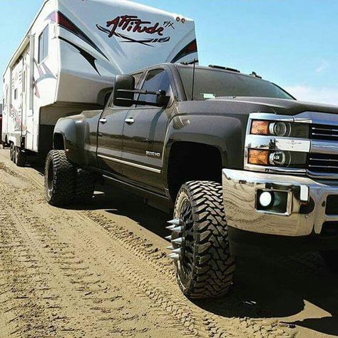 Lifted black chevy Silverado 3500 Dually duramax diesel towing, pulling fifth wheel, camper Rzr Accessories, Chevy Duramax, Dually Trucks, Future Trucks, Duramax Diesel, Powerstroke Diesel, Lifted Chevy, Jacked Up Trucks, Truck Yeah