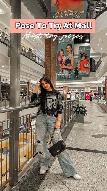 Photoshoot Ideas At Mall, Outfit To Go To The Mall, Birthday Outfit Poses, Mall Photoshoot Ideas, Lowkey Photos, Mall Photo Ideas, Mall Photoshoot, Mall Photos, Cute Modeling Poses