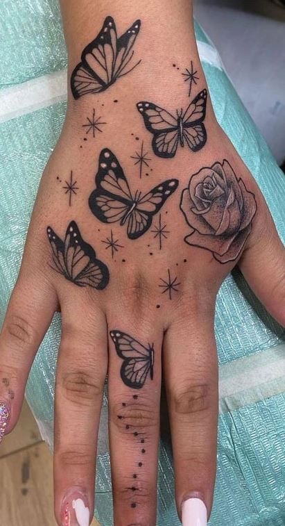 42 Tattoo, Butterfly Hand Tattoo, Rose Hand Tattoo, Hand And Finger Tattoos, Cute Hand Tattoos, Pretty Hand Tattoos, Butterfly Tattoos For Women, Neck Tattoos Women, Tattoos For Black Skin