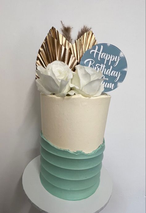 Can we get into this design😍🥰! Inch: 6 (TALL) Flavour: Vanilla Design: by @keik_cakes Topper: @cove_toppers #cake #cakedecorating #cakes #birthdaycake #chocolate #food #dessert #cakesofinstagram #birthday #cakedesign #instafood #baking #foodporn #yummy #cakestagram #homemade #love #sweet #instacake #bakery #cupcakes #foodie #cakeart #delicious #chocolatecake #pastry #instagood #foodphotography #happybirthday #cakelover 6 Inch Tall Cake Design, Tall Cake Designs Birthday, Tall Cake Designs, 5 Inch Cake, Bakery Cupcakes, Tall Cake, Tall Cakes, Chocolate Food, Cake Lover