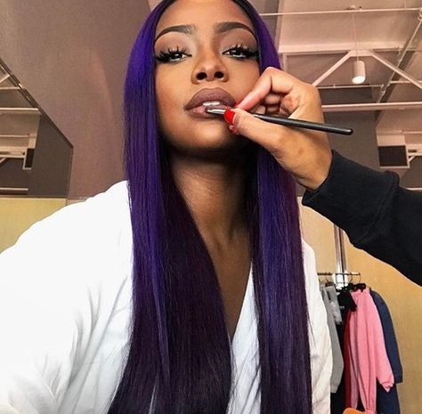 Justine Skye Hair, Justine Skye, Hair And Beauty, Long Wigs, Different Hairstyles, Brown Skin, Purple Hair, Makeup Inspo, Hair Goals