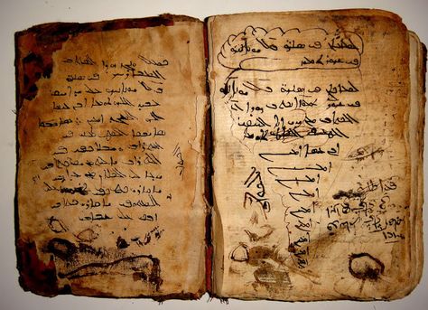 abu dervish: Ancient Manuscript Review 114 : Antique Aramaic Syriac Garshuni Christian Manuscript 1132 C.E Ancient Languages Aesthetic, Ancient Writing Aesthetic, Syriac Language, Old Manuscript, Ancient Manuscripts, Ancient Writing, Read Books Online Free, Ancient Languages, Ancient Books