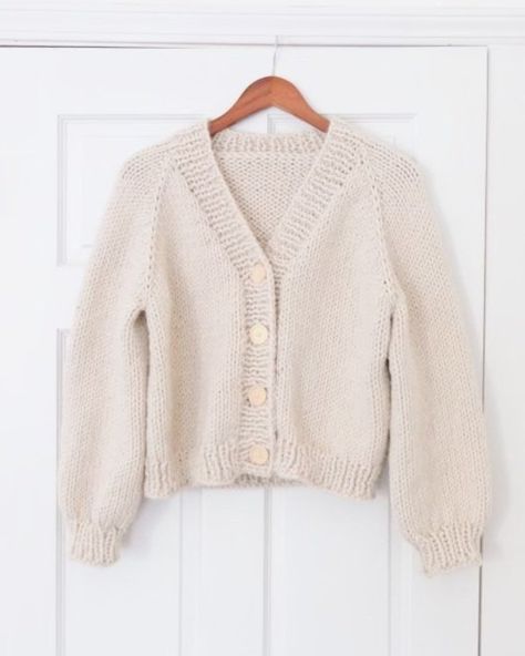 Chunky Cardigan Pattern, Easy Sweater Knitting Patterns, Free Knitting Patterns For Women, Cardigan Sweater Pattern, Summer Knitting Patterns, Easy Knitting Patterns Free, Crochet Free Patterns, Knitting Patterns Free Sweater, Knit Cardigan Pattern