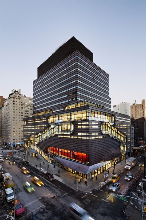 The New School University Center  / Skidmore, Owings & Merrill Concrete Staircase, University Architecture, Parsons School Of Design, University Campus, The New School, School Architecture, New School, Green Building, Architecture Building