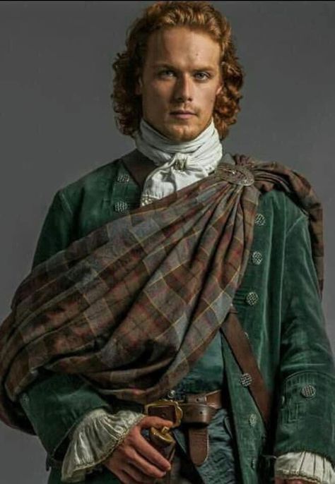 Outlander Style, Fraser Tartan, Terry Dresbach, Wool Tartan Fabric, Outlander Costumes, James Fraser Outlander, Outlander Characters, Jamie Fraser Outlander, Outlander Tv Series