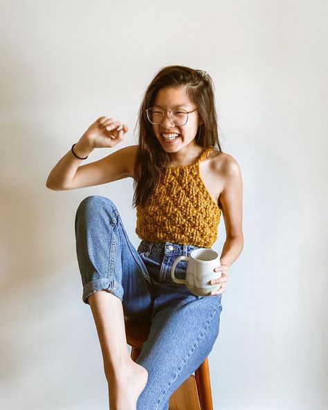 brenda 🇨🇦 on Instagram: ““Do the crop crop crop, to the top.” - HSM the remix ——— You can officially grab a copy of The Crop It Like It’s Hot Top pattern - link…” Knit Crop Top Pattern, Knit Beginner, Oversized Cardigan Pattern, Halter Top Pattern, Bralette Pattern, Wool And The Gang, Crop Top Pattern, Knit Cardigan Pattern, Super Chunky Yarn