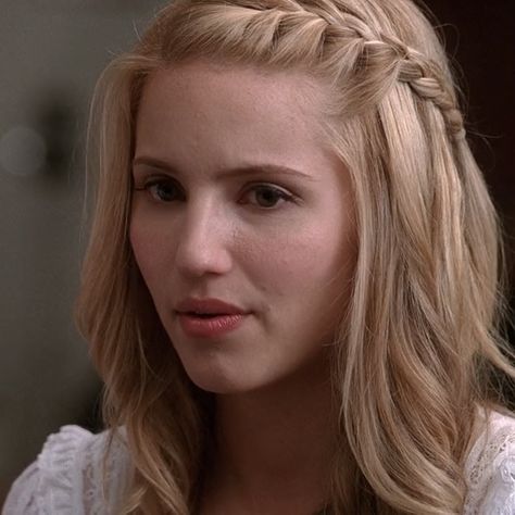 Quinn Fabray Hairstyles, Rory Gilmore Braids, Quinn Fabray Hair, Movie Hairstyles, Celtic Hair, Feminine Hairstyles, Quinn Fabray, Beautiful Haircuts, Bow Hairstyle