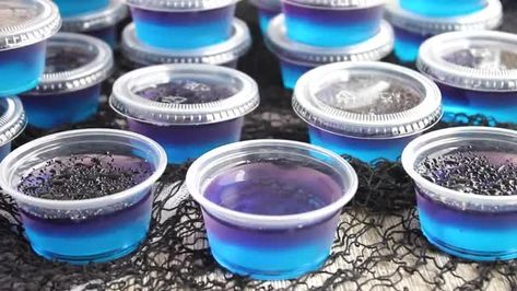 Black Magic Jello Shots are fun layered shot that's perfect for your Halloween party! Everyone will think they're magical! #BreadBoozeBacon #Halloween #JelloShots #vodka Halloween Jello Shots Alcohol, Blue Jello Shots, Jello Shooters, Jello Pudding Shots, Halloween Jello Shots, Halloween Jello, Layered Cocktails, Bread Booze Bacon, Jelly Shots