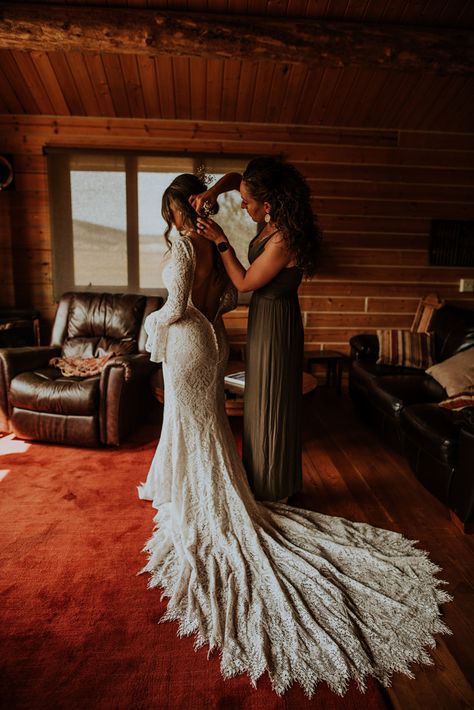 Boho Wedding Guys Groom Outfit, Wedding Dress In Mountains, Western Lace Wedding Dress With Sleeves, Wedding Dresses Long Sleeve Boho, Fitted Wedding Dress With Flowers, Western Weding Dresses, Classic Country Wedding Dress, Bell Bottom Wedding Dress, Mermaid Style Boho Wedding Dress