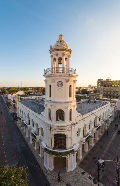 Colonial Zone (Ciudad Colonial), Santo Domingo, Dominican Republic. Colonial architectures. Santo Domingo Dominican Republic, Circle Canvas, Travel Landscape, Casas Coloniales, Colonial Architecture, Urban Architecture, Nature Wildlife, Landscape Nature, Dominican Republic