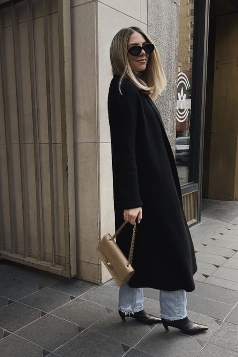 4 OUTFITS TO RECREATE THIS WINTER | The Teacher Diva: a Dallas Fashion Blog featuring Beauty & Lifestyle Long Black Sweater Outfit, Duster Cardigan Outfit, Outfits To Recreate, Personal Style Types, Black Sweater Outfit, Long Black Sweater, Outfit Dinner, Long Sweater Coat, Cella Jane