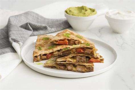 Pork and Pepper Quesadillas Easy Quesadilla Recipes, Best Pork Recipes, Tenderloin Pork, Fajita Sauce, Pork Quesadilla, Easy Quesadilla, Quesadilla Recipes Easy, Sous Vide Pork, Best Pork Recipe