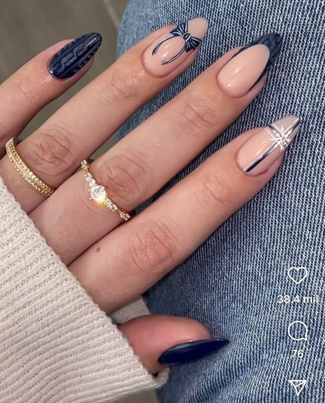 Blue Christmas Nails, Navy Nails, Short Acrylic Nails Designs, Short Acrylic, Xmas Nails, Fire Nails, Classy Nails, Chic Nails, Types Of Nails