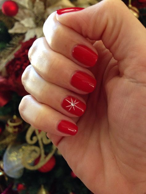 Star of Bethlehem Christmas nails Christmas Nails With Stars, Christmas Nails Star Of Bethlehem, Star Of Bethlehem Nail Art, Christmas Star Nail Art, Star Of Bethlehem Nails, Christmas Star Nails, Christmas Pedicure, Nail Tricks, Nail Christmas