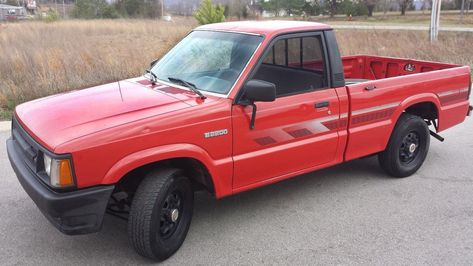 1,800-Buck Truck: 1990 Mazda B2200 - http://barnfinds.com/1800-buck-truck-1990-mazda-b2200/ Mini Trucks Mazda, Small Pickup Trucks, Mazda B2200, Compact Pickup Trucks, Jeep Pickup Truck, Small Pickups, Phone Background Wallpaper, Mighty Max, Old Vintage Cars