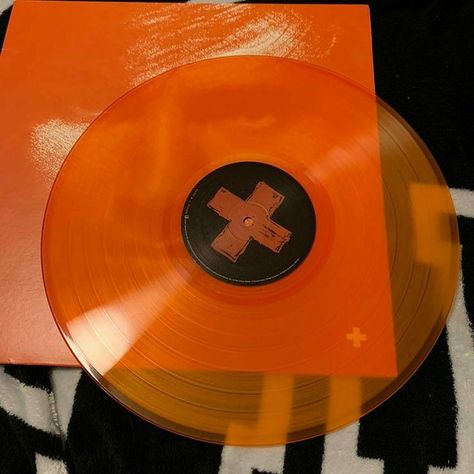 Ed Sheeran Plus, Orange And Light Blue, Turntables Dj, Beach Wall Collage, Orange Vinyl, Vinyl Aesthetic, Aesthetic Orange, Old Records, Lp Records