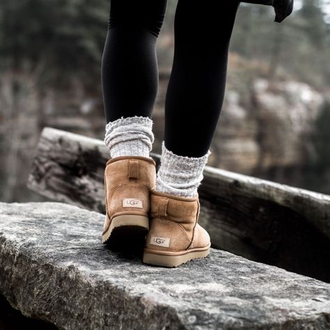 Mini Uggs Boots, Mini Ugg Boots Outfit, Uggs Boots Outfit, Ugg Mini Outfit, Ugg Mini Boots Outfit, Classic Mini Uggs, Mini Uggs Outfit, Uggs Tasman, Mini Ugg Boots