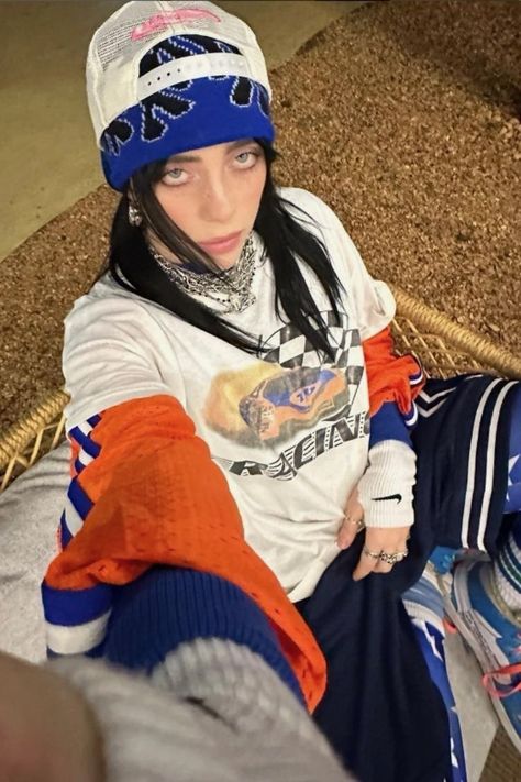 Billie Eilish Full Body Pics, Billie Eilish Cute, Billie Eilish Concert Outfit, Billie Eilish Fashion, Billie Eilish Outfits, Billie Eillish, Concert Fits, Billie Eilish, Concert Outfit