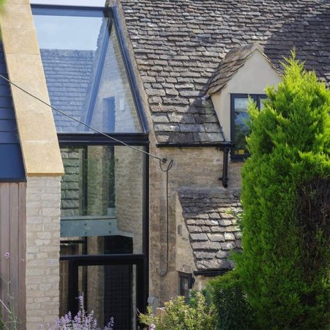 Garage Extension, British Homes, Cotswold Cottage, Home Extensions, Modern Contemporary Home, Sims Inspiration, Modern Extension, Residential Architect, Architectural Practice