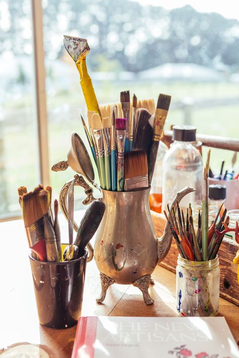 Teapot Still Life, Vintage Paint Brush Aesthetic, Messy Art Desk Aesthetic, Teapot Watercolor Painting, Paintings Of Teapots, Artist Bedroom, Miniature Artist, Creative Shoot, Art Studio Organization