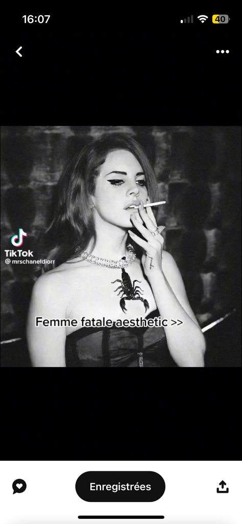 Maneater Aesthetic Outfits, Siren Aesthetic Female, Female Fatale Aesthetic, Scorpio Core, Supermodel Aesthetic, Feminine Aesthetic Outfits, Movie Fashion Outfits, Female Fatale, Lana Del Rey Love