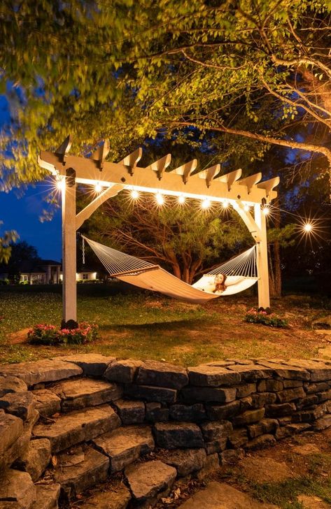 Outdoor Projector Screen Stand, Backyard Hammock Oasis, Half Pergola Ideas, Hammock Trellis, Mountain Hammock, Outdoor Projector Ideas, Backyard Projector Screen, Pergola Hammock, Backyard Pathway