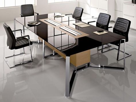 Rectangular meeting table I-Meet Collection by Las Mobili Meeting Room Table Design, Meeting Room Design Office, Italian Office Furniture, Conference Table Design, Meeting Table Office, Meeting Room Design, Meeting Room Table, Modular Office Furniture, Corporate Office Design