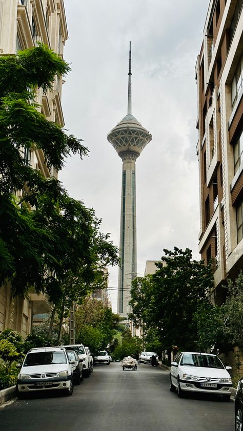 Iran/Tehran Milad Tower 🌱 Milad Tower, Structural Engineer, Dream Dates, Iran Pictures, Beautiful Beach Pictures, Picture Writing Prompts, Picture Places, Tehran Iran, Instagram Creative Ideas