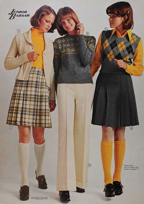 70s Fashion | What Did Women Wear in the 1970s? Decades Fashion, 60s 70s Fashion, 60s And 70s Fashion, 70s Inspired Fashion, 70s Outfits, Seventies Fashion, 70’s Fashion, Look Retro, Sixties Fashion