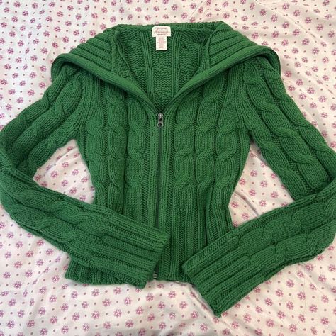 Y2k cable knit sweater S/M Zip... - Depop Knitted Zip Up Sweater, Y2k Knit, Green Outfits, Zipper Sweater, Y2k Sweater, Y2k Jacket, Zippered Sweater, Bella Swan, Cute Jackets