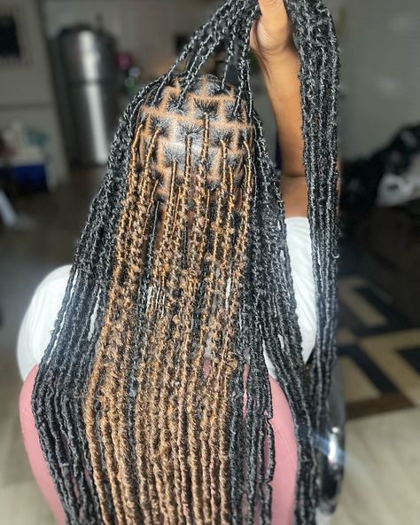 24 inch Soft Locs ❤️🤌🏾 My Fave … 🫣 Peek-A-Boo Color #30-Style last 2 months; up to 4 months with touch ups. . . . . #softlocs #locstyles #fauxlocs #jacksonvillelocs #goddesslocs #jaxlocs #locstylesforwomen Colored Soft Locs Black Women, 24 Inch Soft Locs, Soft Locs, Goddess Locs, Braids For Kids, Kids Braided Hairstyles, Loc Styles, Faux Locs, 4 Months