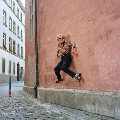 Life In North Korea, Levitation Photography, Ballerina Project, Fly On The Wall, Graffiti Artwork, Amazing Street Art, Street Art Graffiti, Artistic Photography, Pics Art