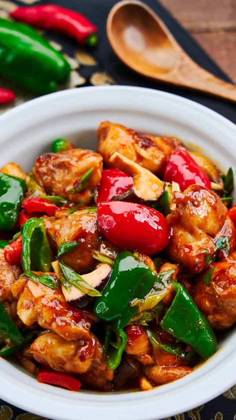 Hunan Chicken Recipe Hunan Chicken Recipe, Hunan Chicken, Best Chinese Food, Authentic Chinese Recipes, Taiwanese Food, Thailand Food, Easy Chinese Recipes, Chicken Stir Fry, Recipe Ingredients