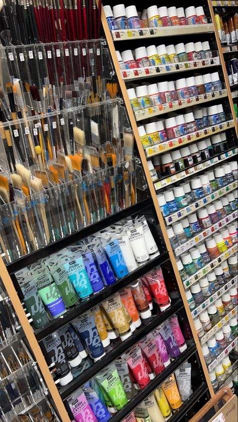 Art Supplies For Beginners, Art Student Aesthetic, Dream Art Room, Best Art Supplies, Art Studio Room, Artsy Aesthetic, Cave Paintings, Artist Aesthetic, Arte Inspo