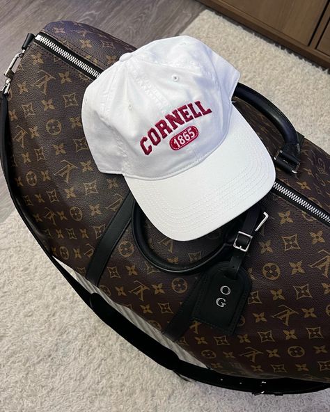 Ivy League Acceptance Aesthetic, Ivy College Aesthetic, Preppy College Aesthetic, College Acceptance Aesthetic, Travel Aesthetic Packing, Cornell University Aesthetic, Ivy League Style Women, Aesthetic Ivy League, Ivy College