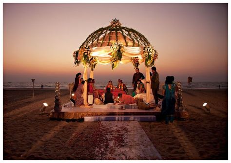 10 Reasons to Have an Indian Beach Wedding – India's Wedding Blog Indian Beach Wedding, Best Destination Wedding Locations, Indian Wedding Ideas, Indian Destination Wedding, Sunset Beach Weddings, Goa Wedding, Romantic Party, Beach Wedding Ideas, Wedding On The Beach