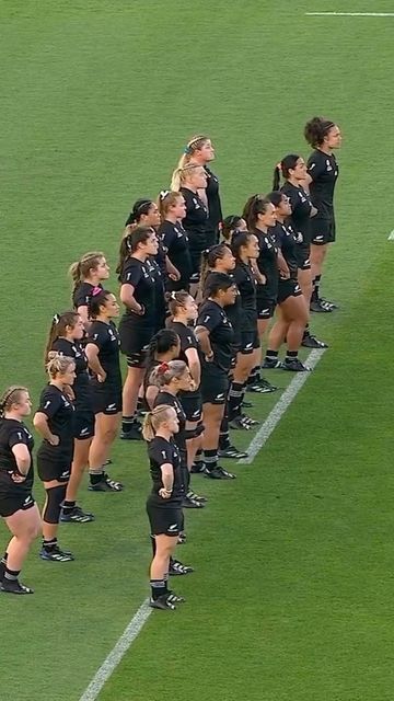 Haka Rugby Global on Instagram: "Goosebumps 🌀🖤 #WāhineToa #haka #blackferns #rugby #rugbygram" Women’s Rugby, Black Ferns Rugby, Ilona Maher, Touch Rugby, Rugby Women, All Blacks Rugby, Womens Rugby, Rugby Sport, Rugby League