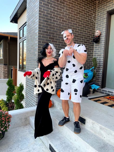 A fun DIY couples costume idea! read on for tips on making this halloween costume! Cruella De Vil And Dalmation Costume, Cruella And Dalmation Costume Couple, Funniest Halloween Costumes Couple, Cruella Dalmation Costume, Cruella Deville And Dalmation Costume, Cruella And Dalmation Costume, Cruella Deville Costume Couple, Dalmatian Costume Women's, Blonde Couple Halloween Costumes