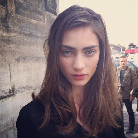 Marine Deleeuw || Instagram Marine Deleeuw, 90s Models, French Beauty, Beauty Lover, Pretty Makeup, These Girls, Beauty Face, Pretty Face, Hair Lengths