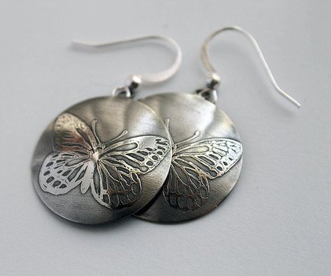 Etching Jewelry, Torch Enameling, Etched Metal Jewelry, Etching Metal, Vintaj Jewelry, Butterfly Circle, Etched Jewelry, Copper Electroforming, Wire Jewerly