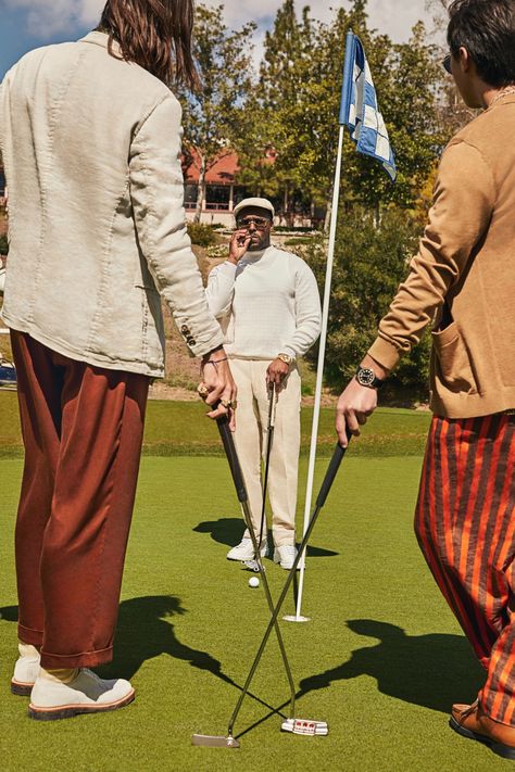 In the three years since his last album, West Coast rapper Schoolboy Q has kept a low profile. He also did what a lot of guys do in their early 30s: He got really into golf. Danielle Levitt, Gq Usa, Country Club Aesthetic, Schoolboy Q, Golf Photography, Golf Inspiration, Saturdays Nyc, Mens Editorial, Golf Brands