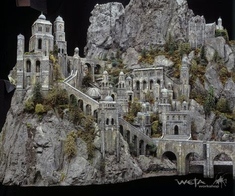 Medevil Building, Minecraft Rivendell, Castle Plans, Asoiaf Art, Castle Art, Japon Illustration, Castle Designs, Minecraft Architecture, Fantasy House