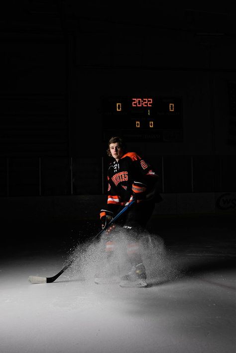 Senior guy on the ice rink for hockey portraits for his senior photos. Hockey Team Photos, Hockey Senior Pictures, Hockey Pictures, Senior Guys, Senior Night, Grad Pics, Childhood Photos, Senior Photoshoot, Perfect Sense