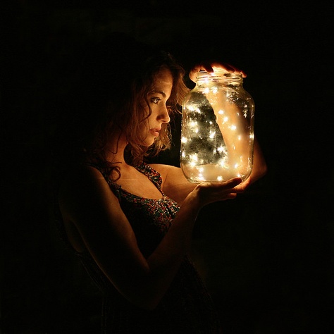 My Firefly Wedding. bridal ideas Fairy Light Photography, Fireflies In A Jar, Catching Fireflies, Shotting Photo, Shooting Photo, Photo Couple, Light Photography, Firefly, Fairy Lights