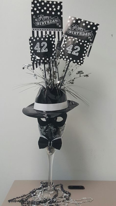 Black and White party centerpiece for a man. Fedora Centerpieces, Harlem Nights Theme Party, Car Centerpieces, Black And White Centerpieces, Harlem Nights Theme, Speakeasy Party, 50th Party, Black And White Theme, 70th Birthday Parties