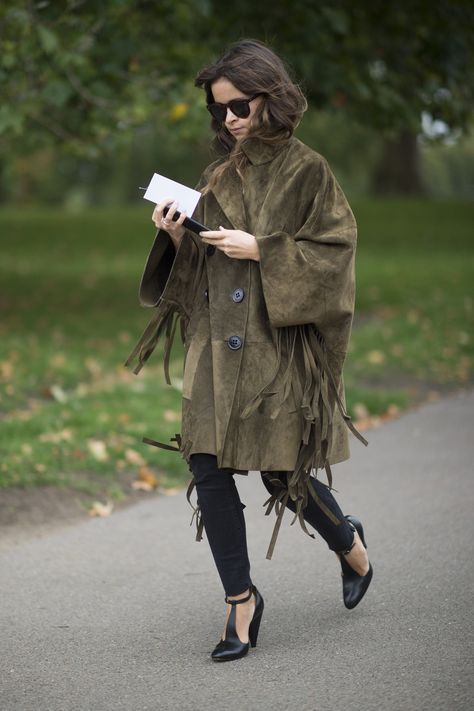 London Fashion Week, Day 4 Miroslava Duma Mira Duma, London Fashion Week Street Style, London Fashion Weeks, Miroslava Duma, Street Style Blog, Couture Outfits, Fashion Weeks, Street Style Inspiration, Style Crush