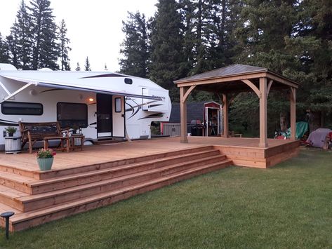 Rv Trailer Deck Ideas, Rv With Deck, Camper Covered Deck Ideas, Fifth Wheel Covered Deck, Campsite Deck Ideas, Deck On Camper, Seasonal Campsite Ideas Decks, Rv Lot Landscaping Ideas Patio, Camper With Deck